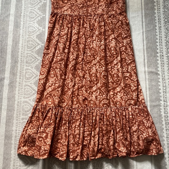 Atsu Altamira Midi Dress in Red Motif - Picture 13 of 13